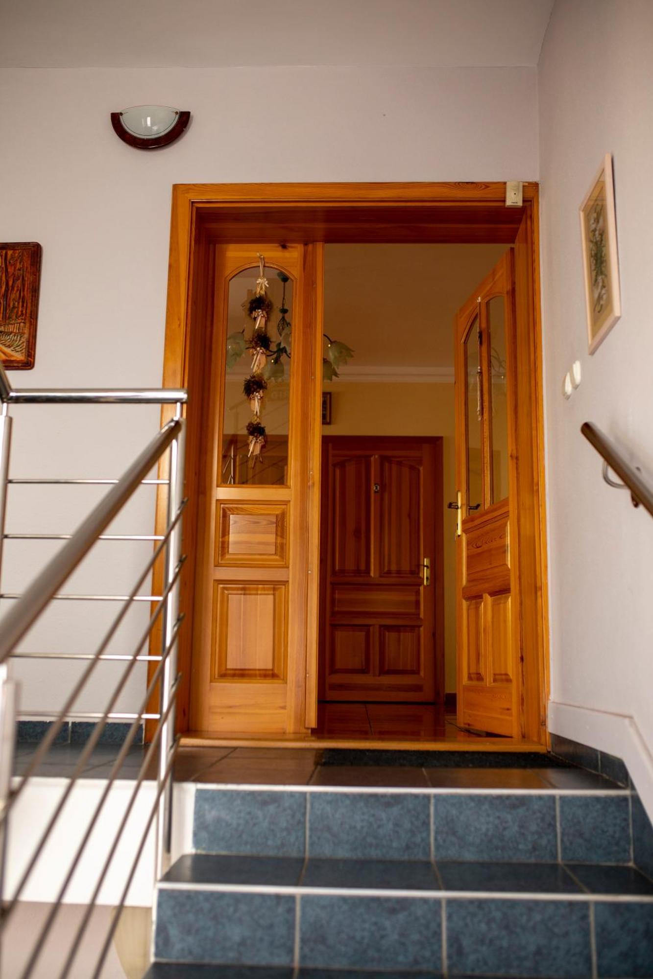 Huerkecz Apartmanhaz Heviz Exterior photo