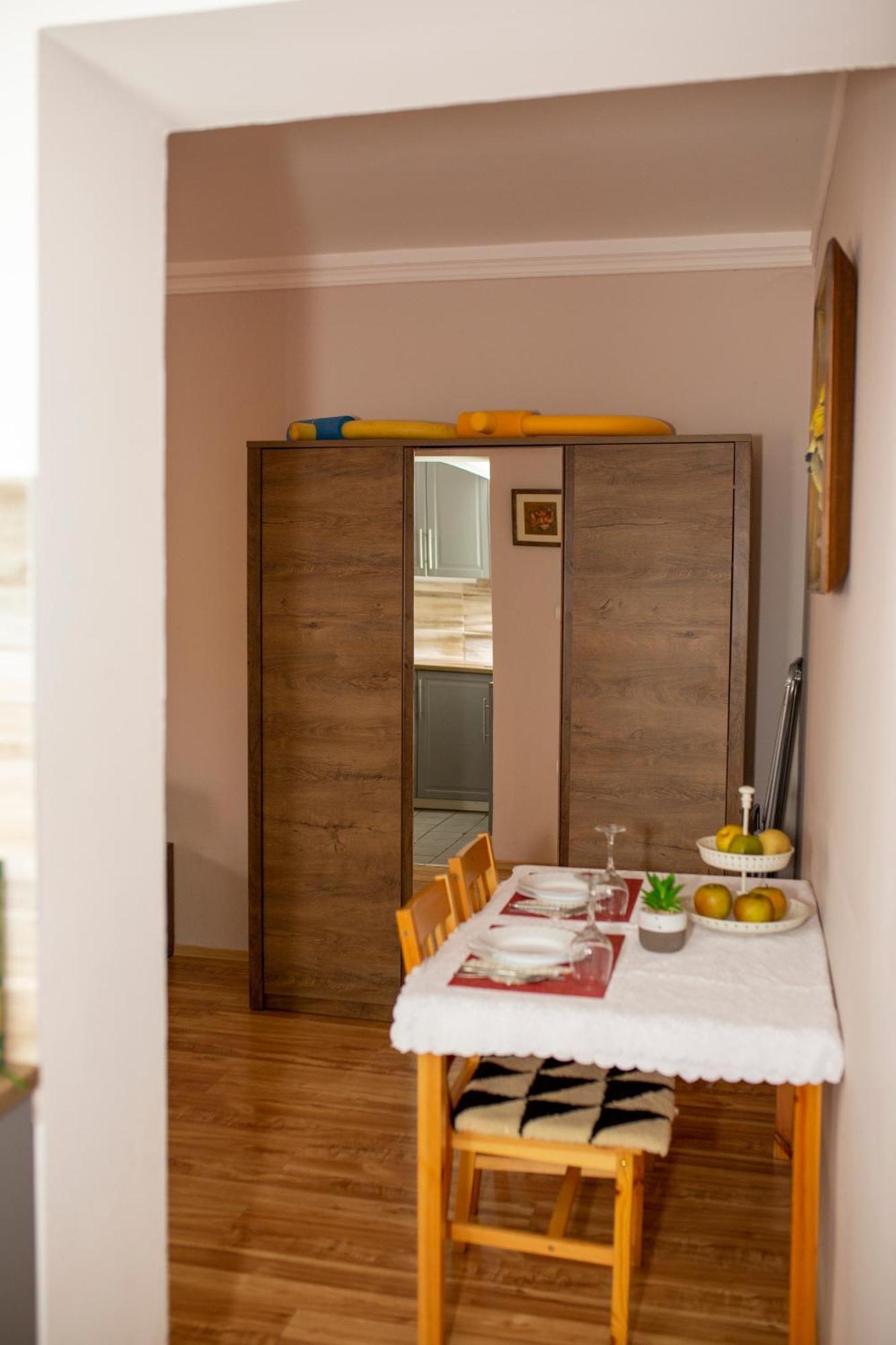 Huerkecz Apartmanhaz Heviz Exterior photo